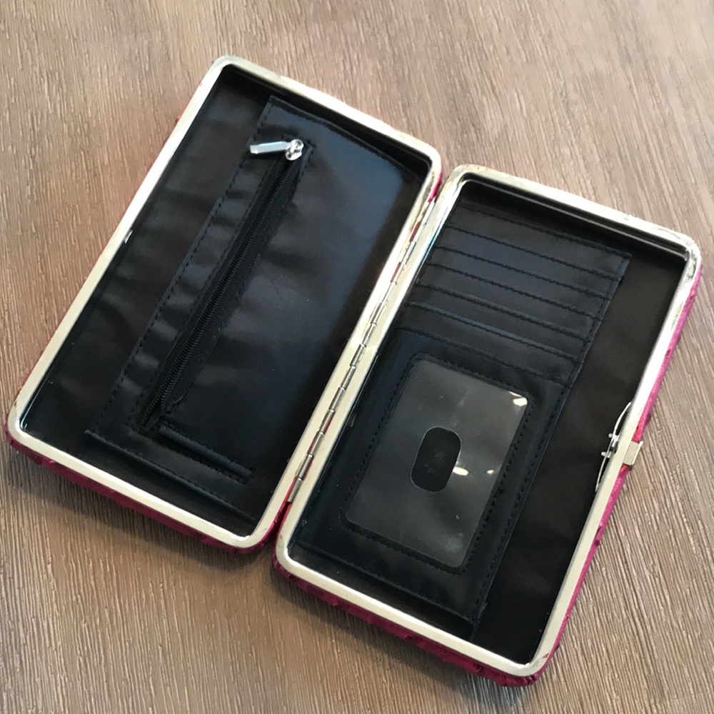 Pink wallet - Picture 3 of 5